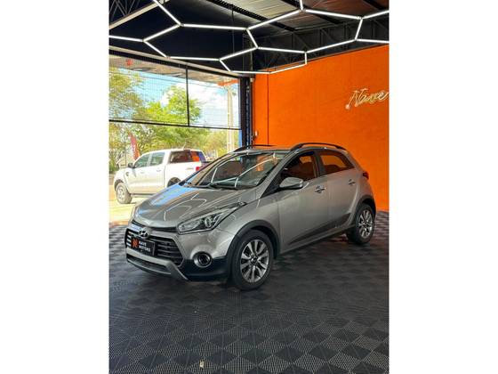 HYUNDAI HB20X 1.6 16V PREMIUM FLEX 4P AUTOMÁTICO